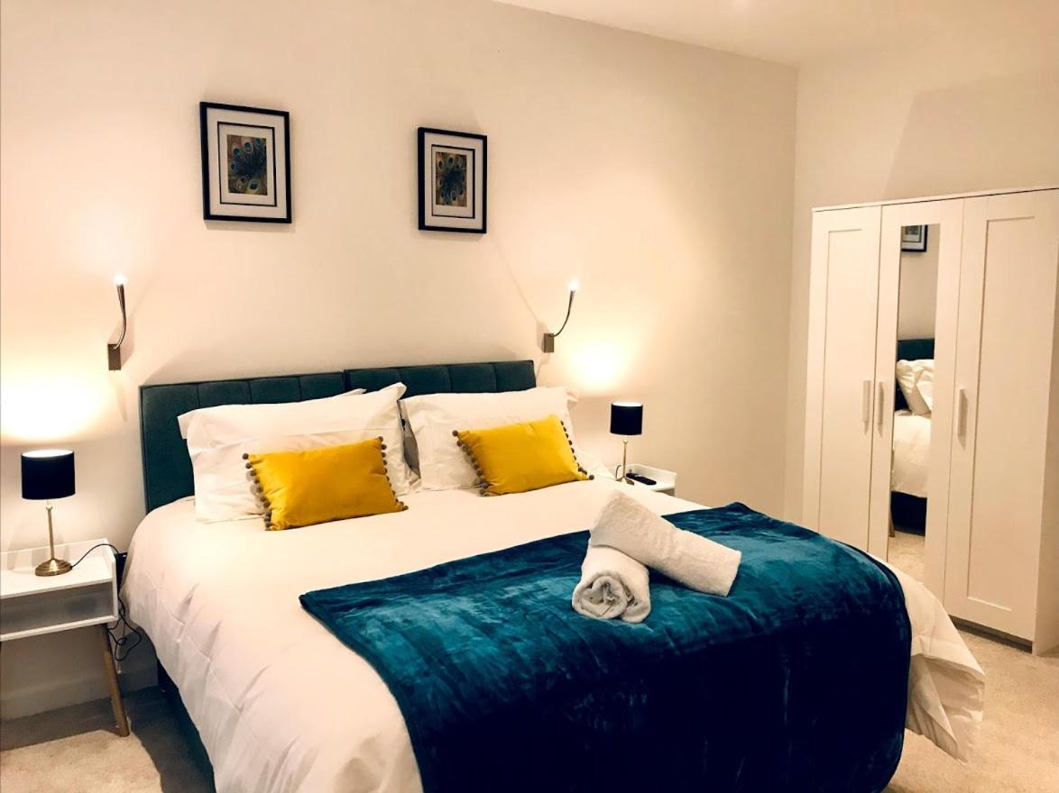 Maplewood Luxurious One-Bed Flat With Free Parking Hotel St Albans ภายนอก รูปภาพ